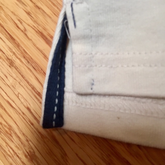 Sebago Women's Cream Crested Rugby Shirt Medium - Picture 5 of 7